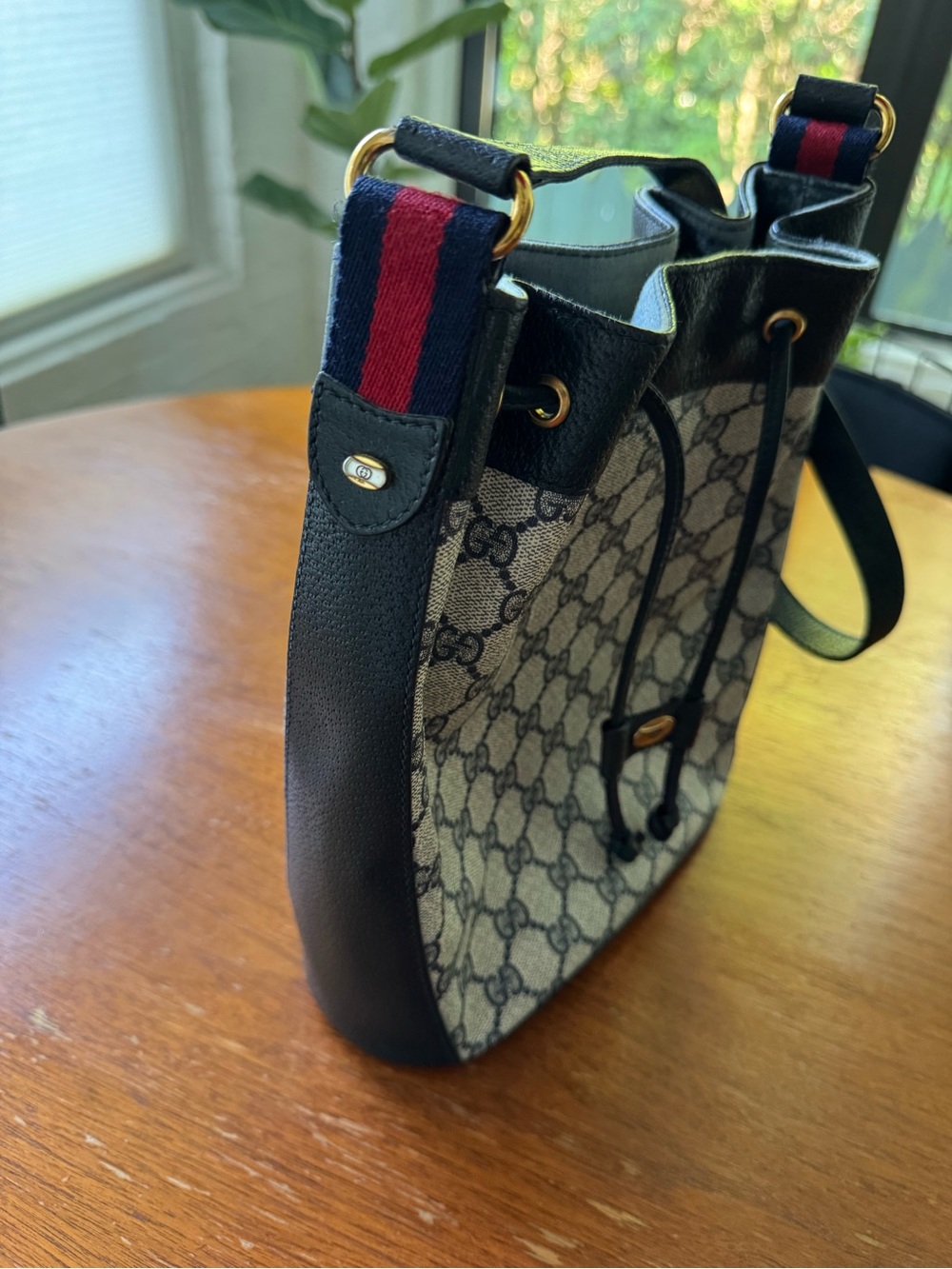 Gucci Black GG Canvas Drawstring Shoulder Bucket Bag - Picture 3 of 11
